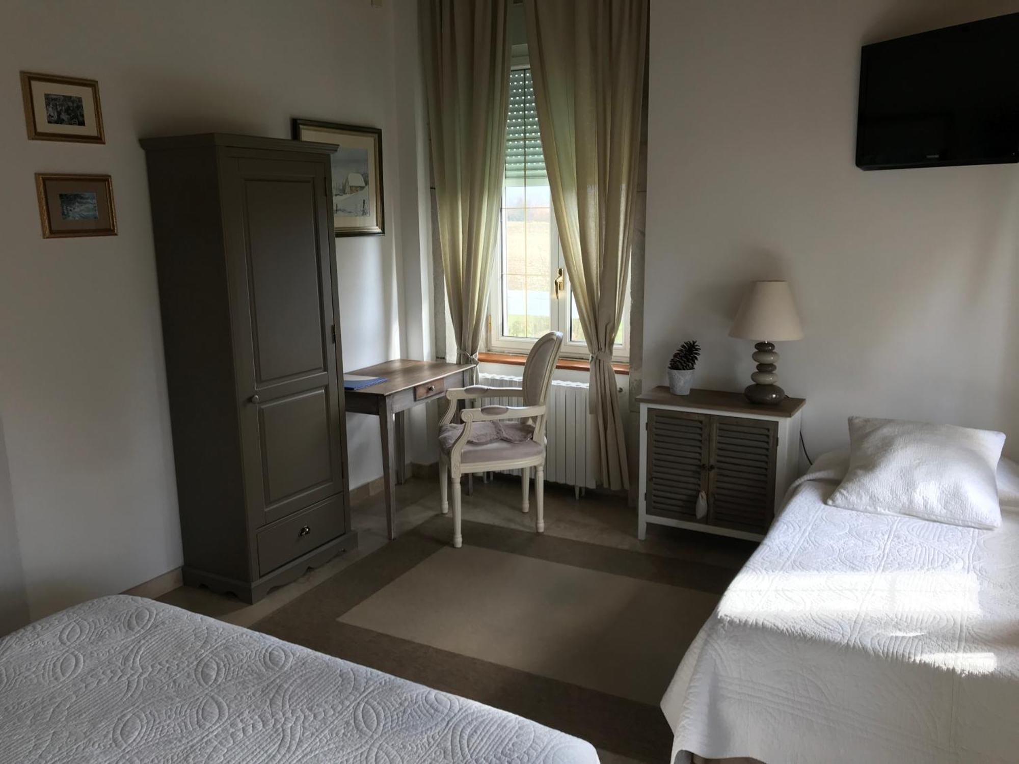 Domaine Du Manoir Bed and Breakfast Les Avenières Εξωτερικό φωτογραφία
